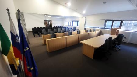 Obcinska uprava na novem naslovu 08